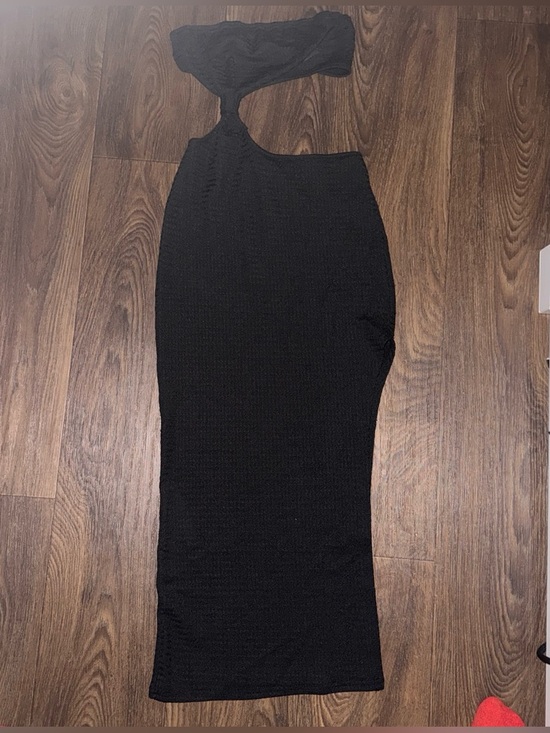 SHEIN Dresses & Skirts - Strapless Cutout Bodycon Dress